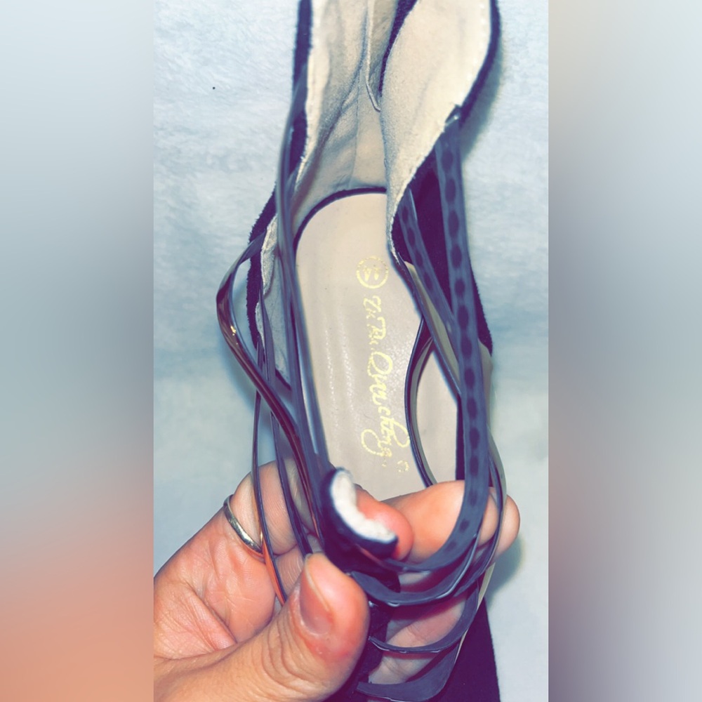 Women’s heel